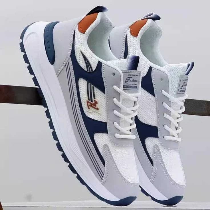 Lightweight Mesh Running Sneakers